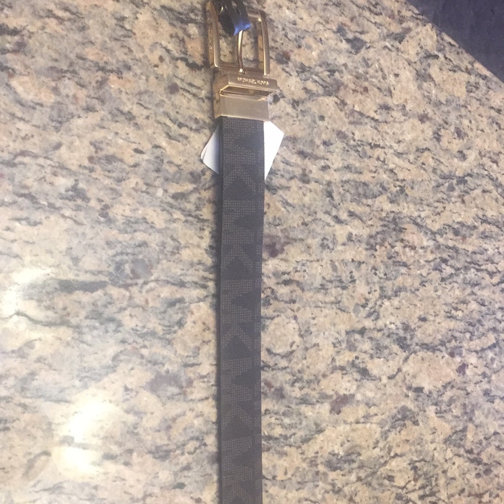 SOLD!!! Michael Kors belt
